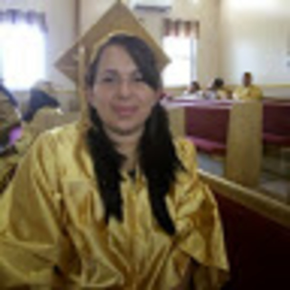 Meet your Posher, Karina - Picture 1 of 1